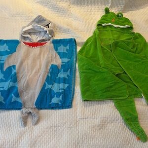Kids Shark and Crocodile Hooded towels